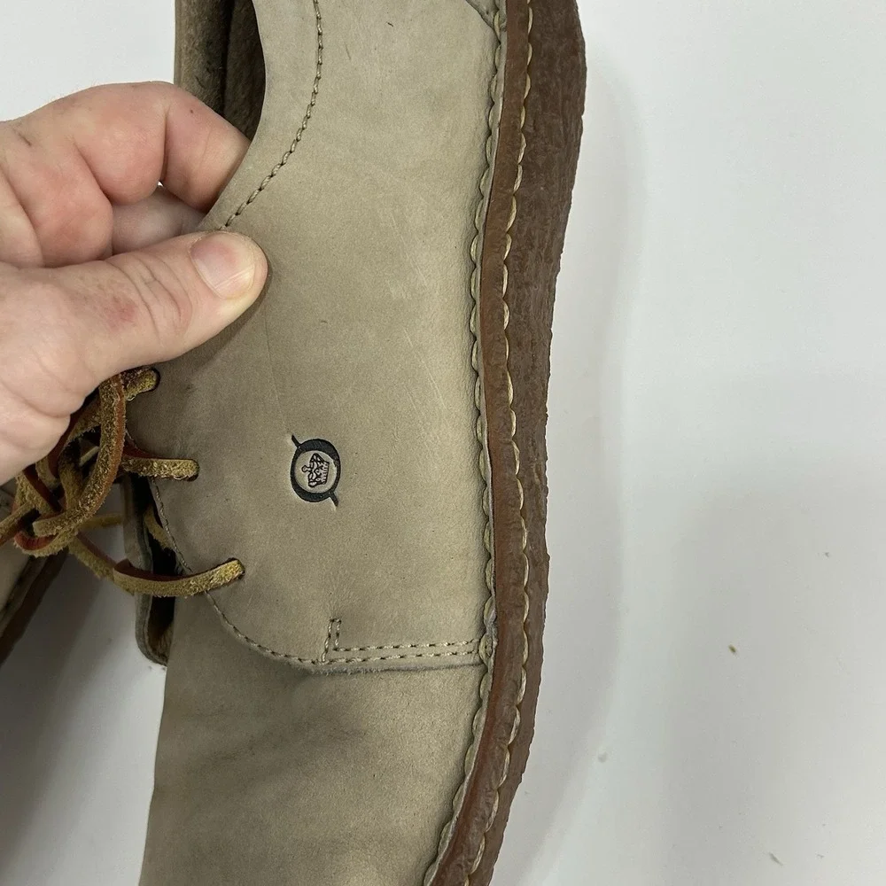 Born Men's Leather Chukka Boots Beige Tan Lace Up Casual Shoes Size 9 D5